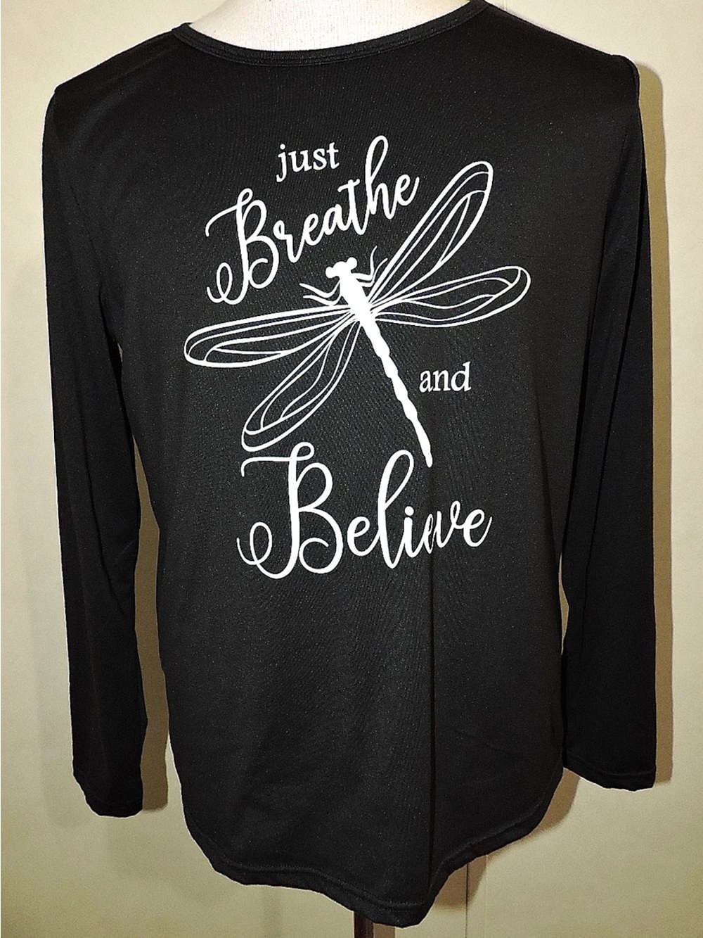 Just Breathe and Believe Shirt. Size L. Dragonfly Shirt